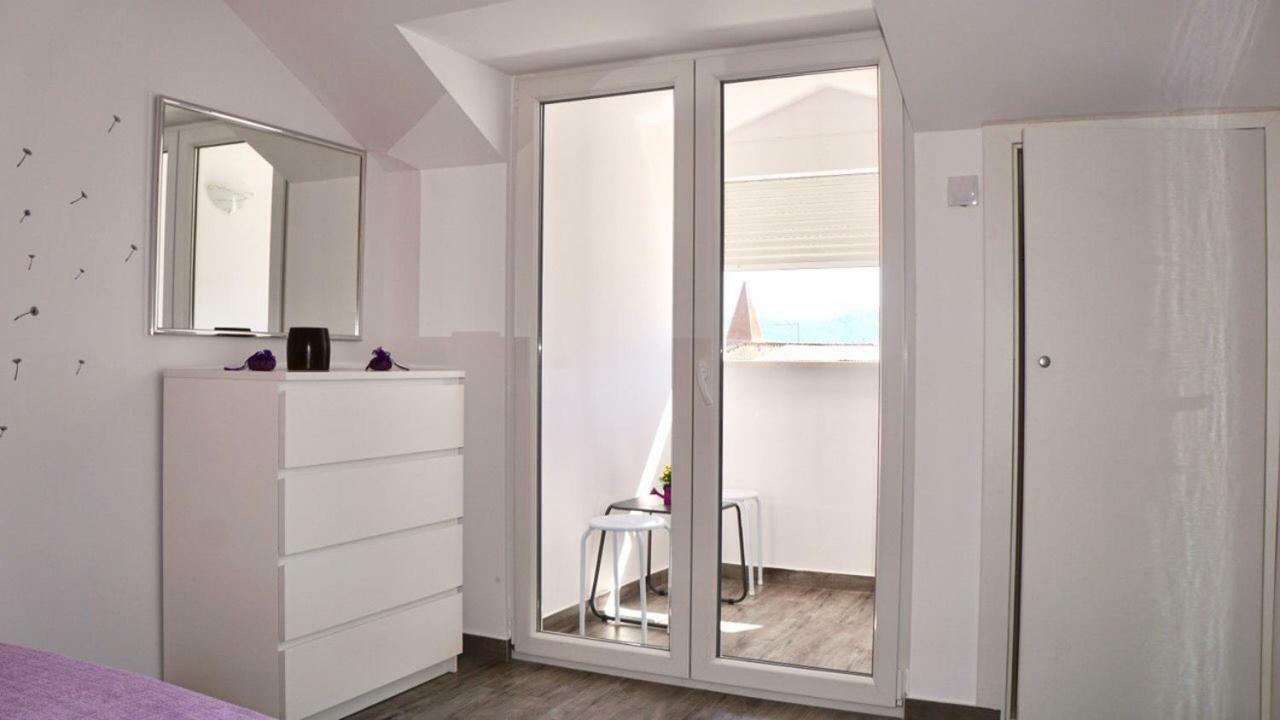 Apartman Zora Trogir Zewnętrze zdjęcie