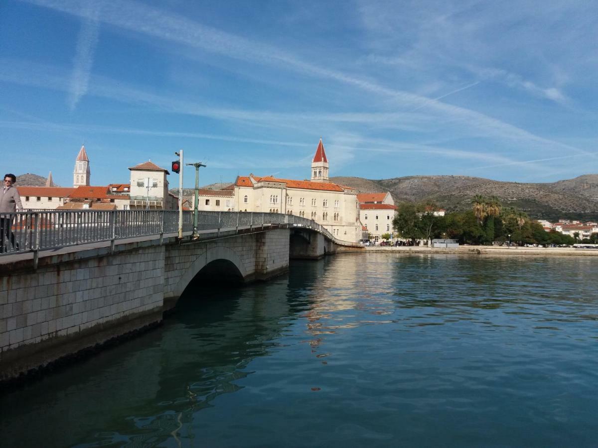 Apartman Zora Trogir Zewnętrze zdjęcie