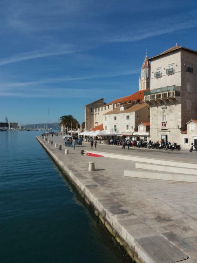 Apartman Zora Trogir Zewnętrze zdjęcie